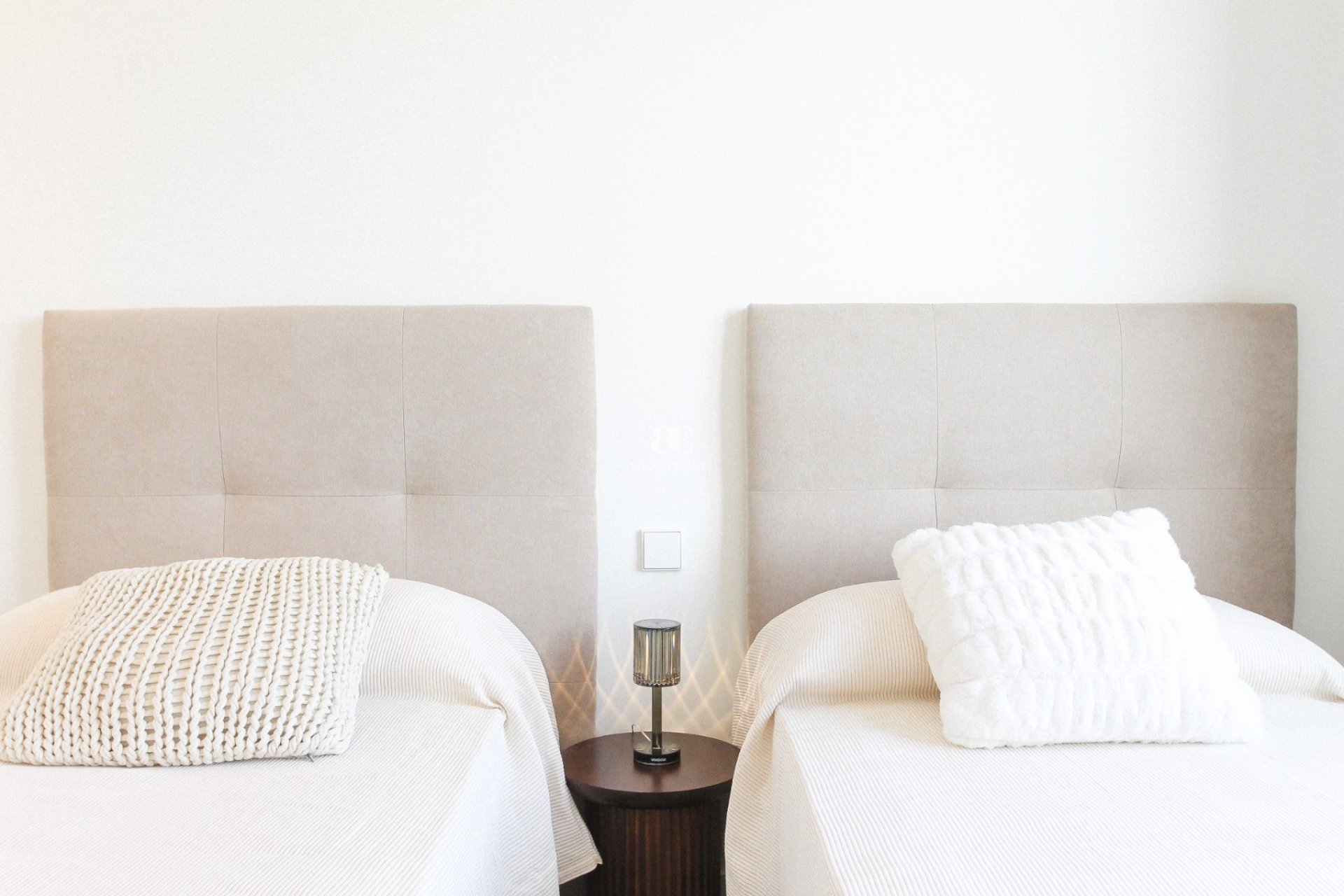 Resale - Villa -
Alicante - Center