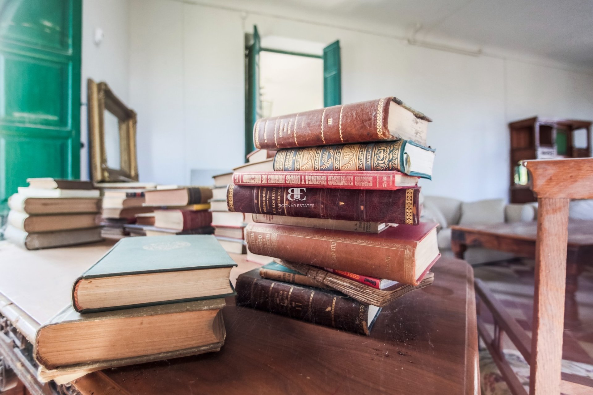 Resale - Villa -
Alicante - Center