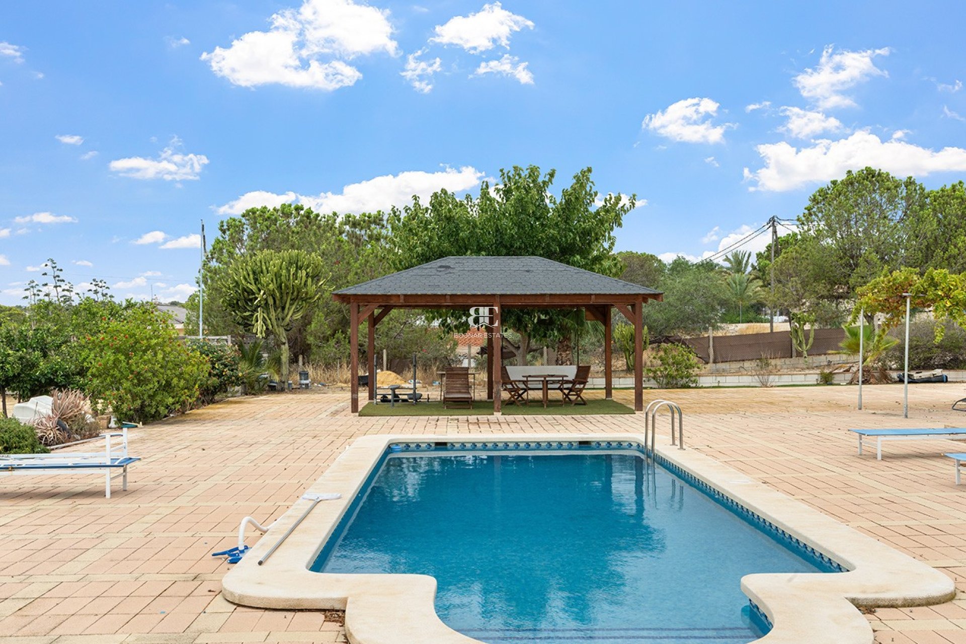 Resale - Villa -
Alicante - Rebolledo