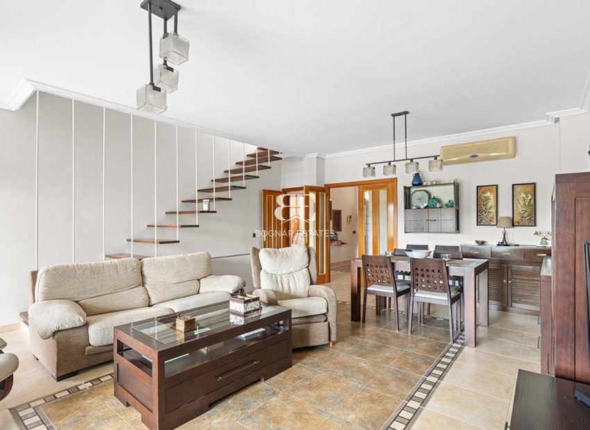 Resale - Villa -
Alicante - Rebolledo