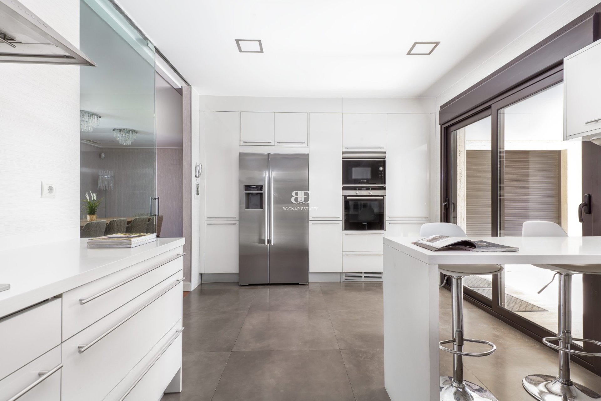 Resale - Villa -
Alicante - Vistahermosa