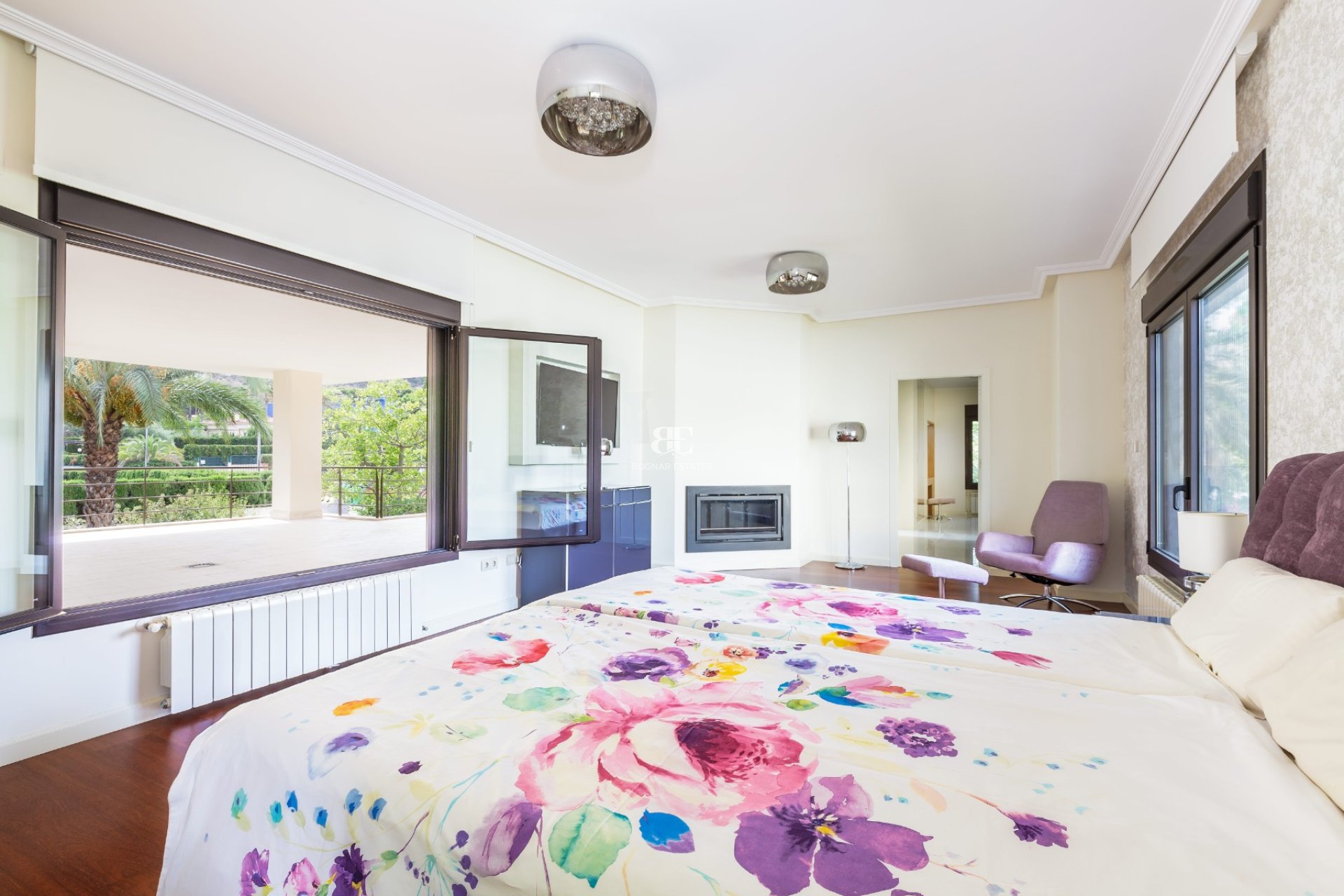 Resale - Villa -
Alicante - Vistahermosa