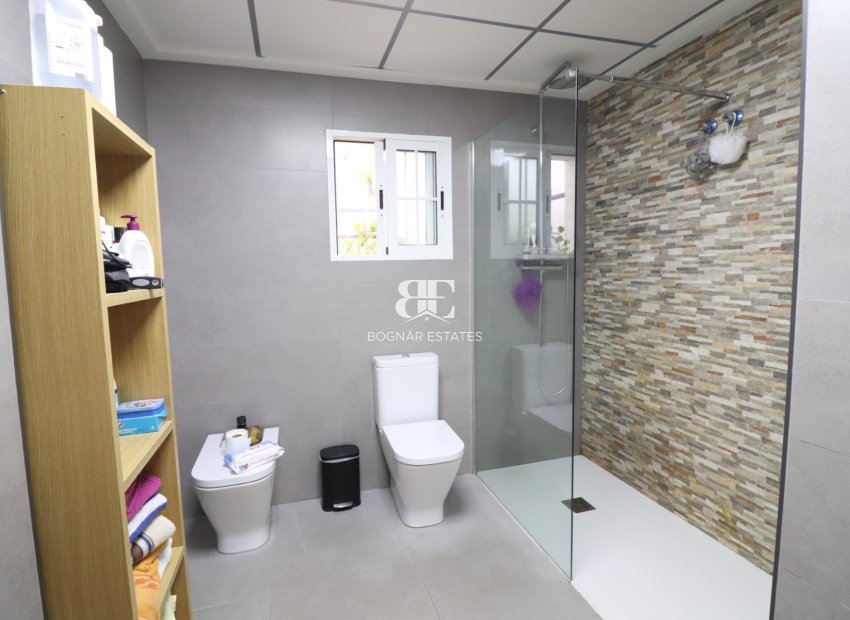 Resale - Villa -
Almoradí - El Saladar