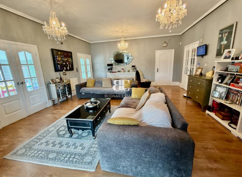 Resale - Villa -
Almoradí - Heredades