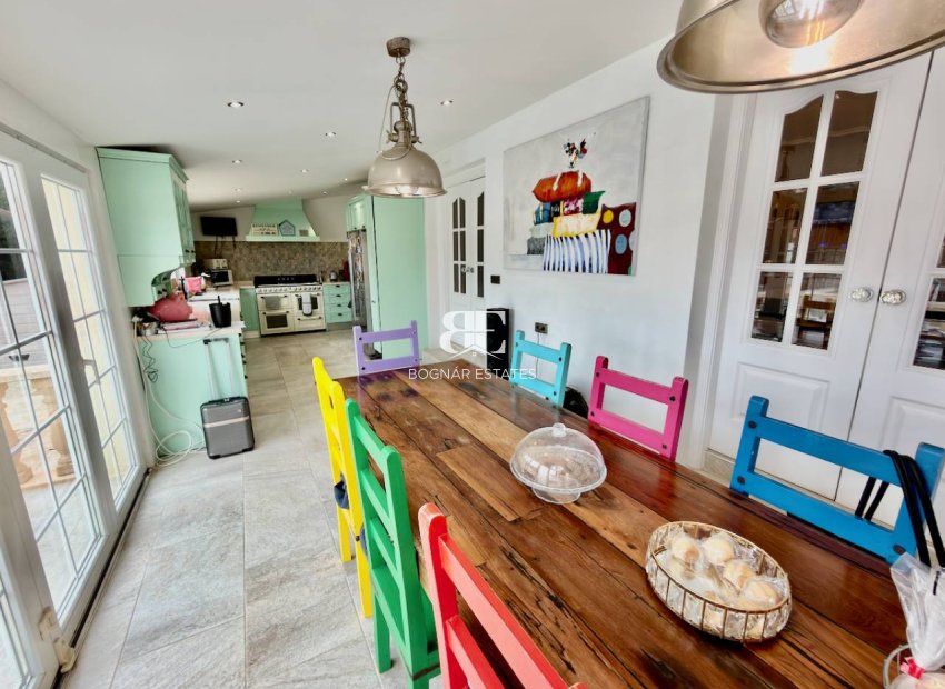 Resale - Villa -
Almoradí - Heredades