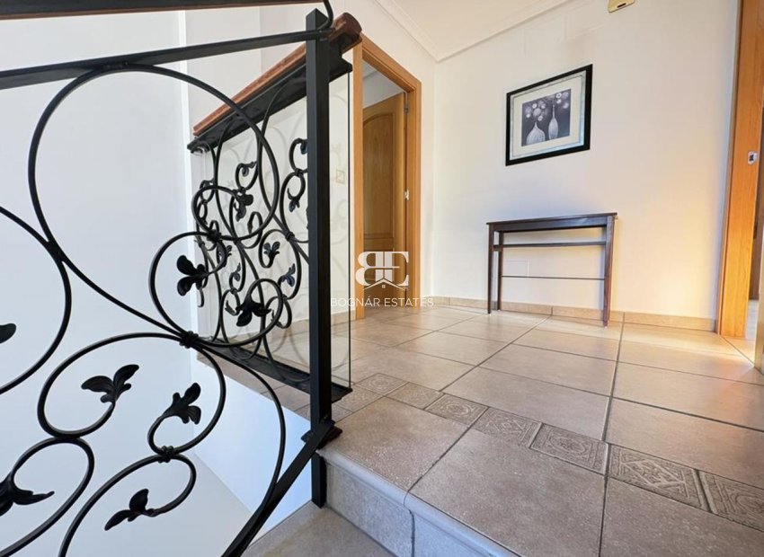 Resale - Villa -
Altaona Golf and Country Village - Altaona Golf - Country Village