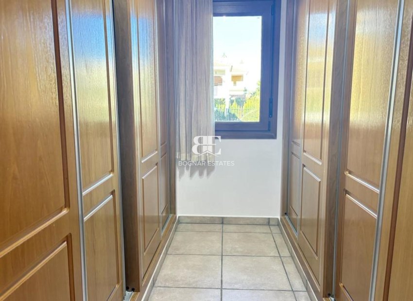 Resale - Villa -
Altaona Golf and Country Village - Altaona Golf - Country Village