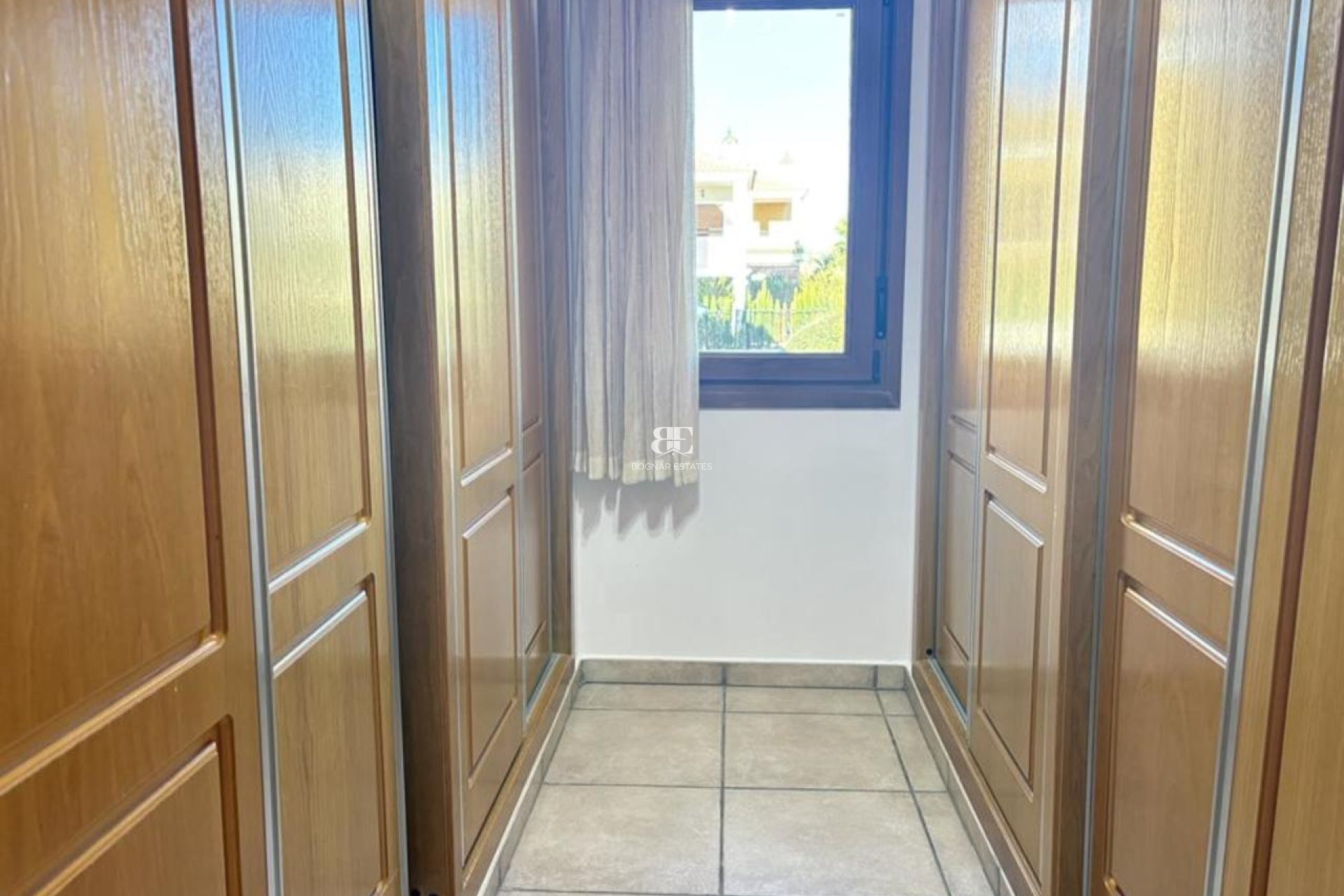 Resale - Villa -
Altaona Golf and Country Village - Altaona Golf - Country Village