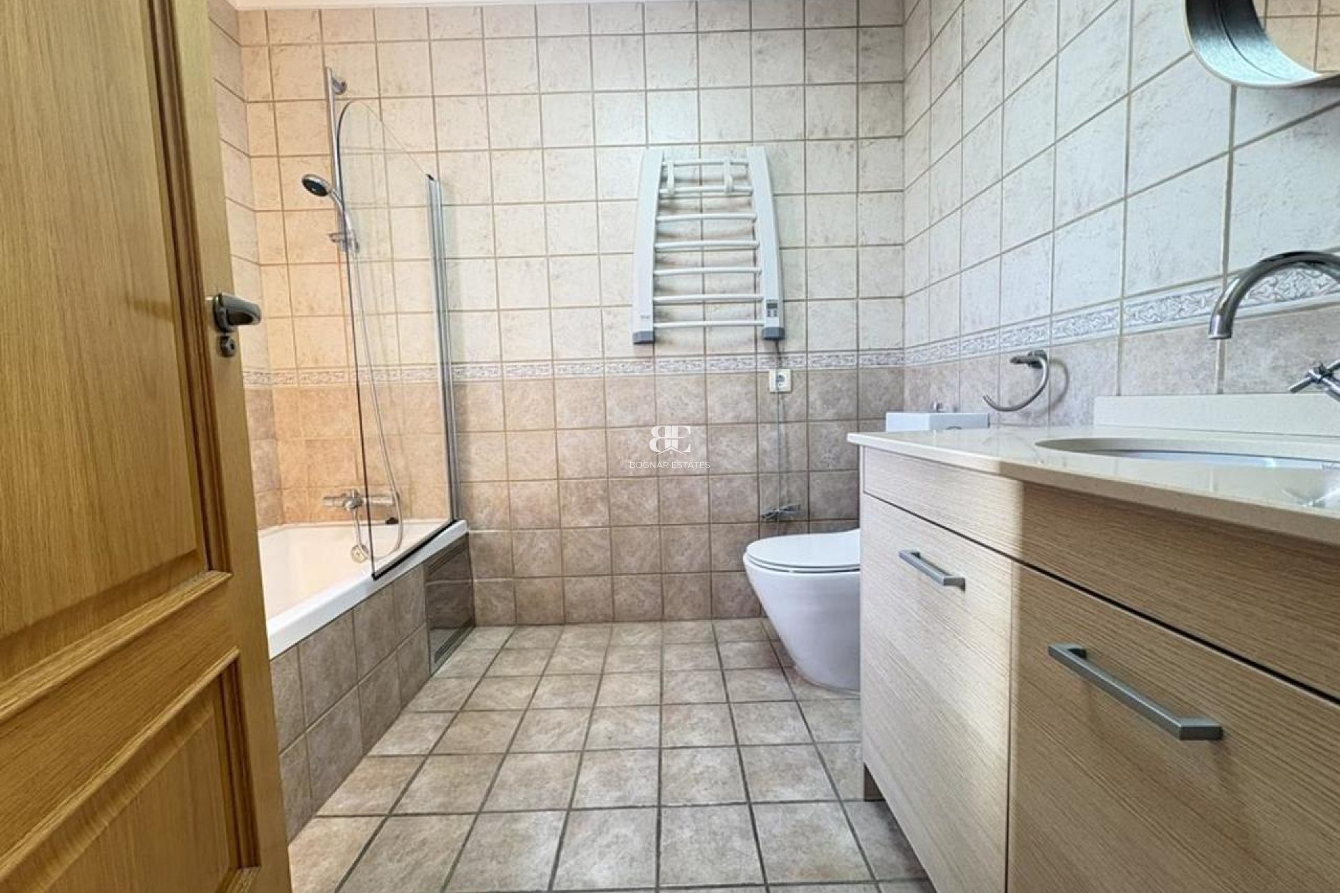 Resale - Villa -
Altaona Golf and Country Village - Altaona Golf - Country Village