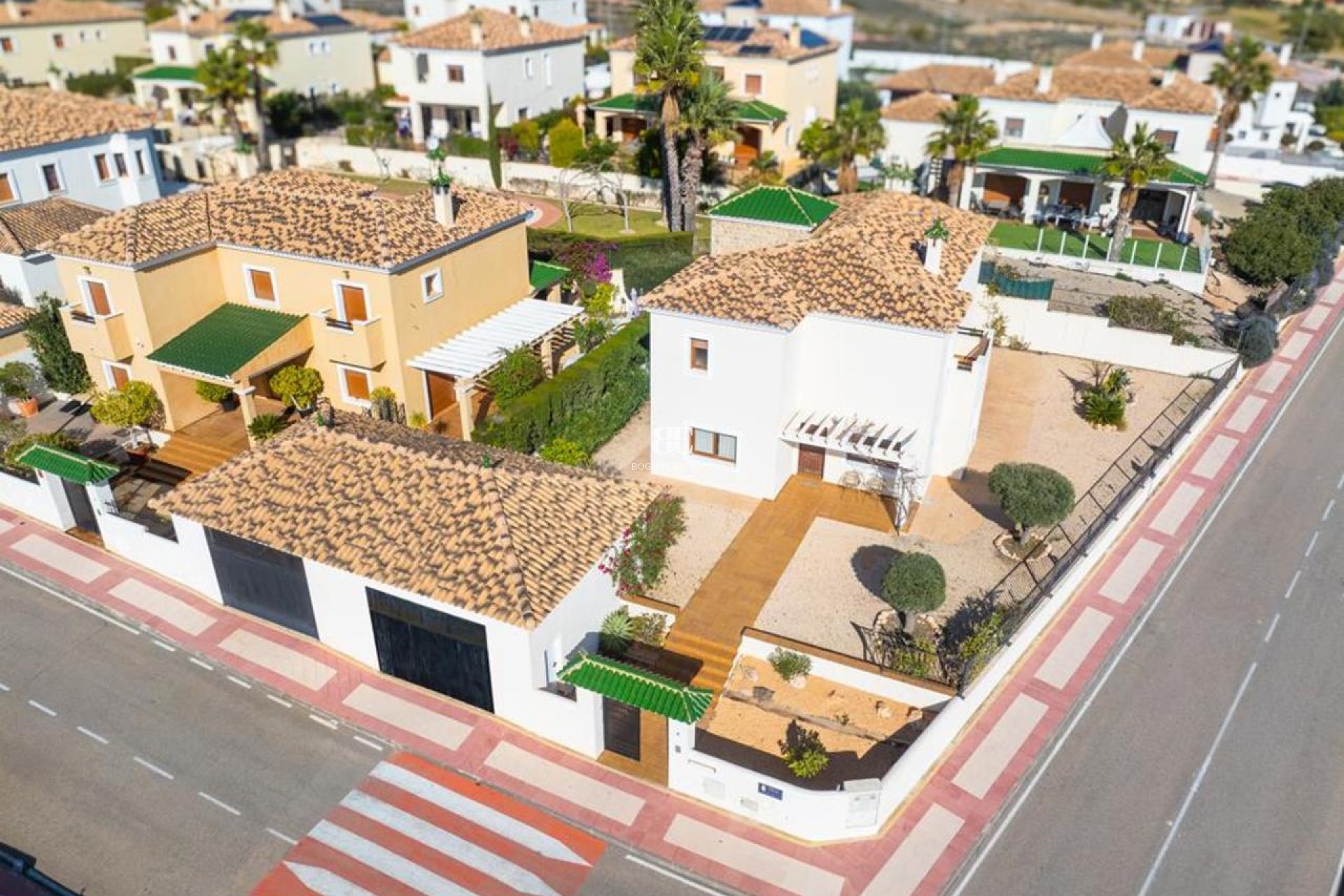 Resale - Villa -
Altaona Golf and Country Village - Altaona Golf - Country Village