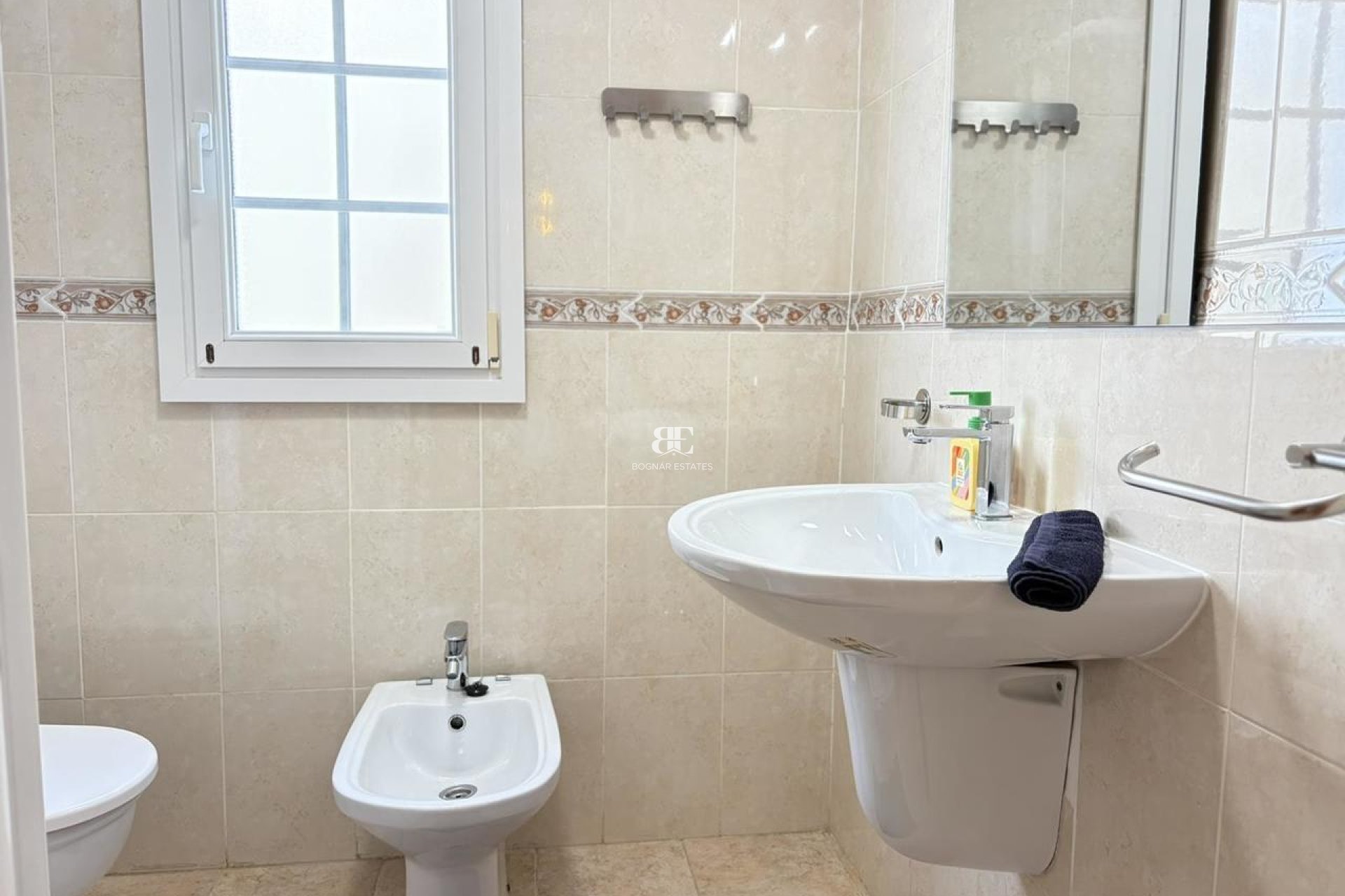 Resale - Villa -
Altaona Golf and Country Village - Altaona Golf - Country Village