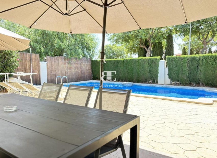 Resale - Villa -
Altaona Golf and Country Village - Altaona Golf - Country Village