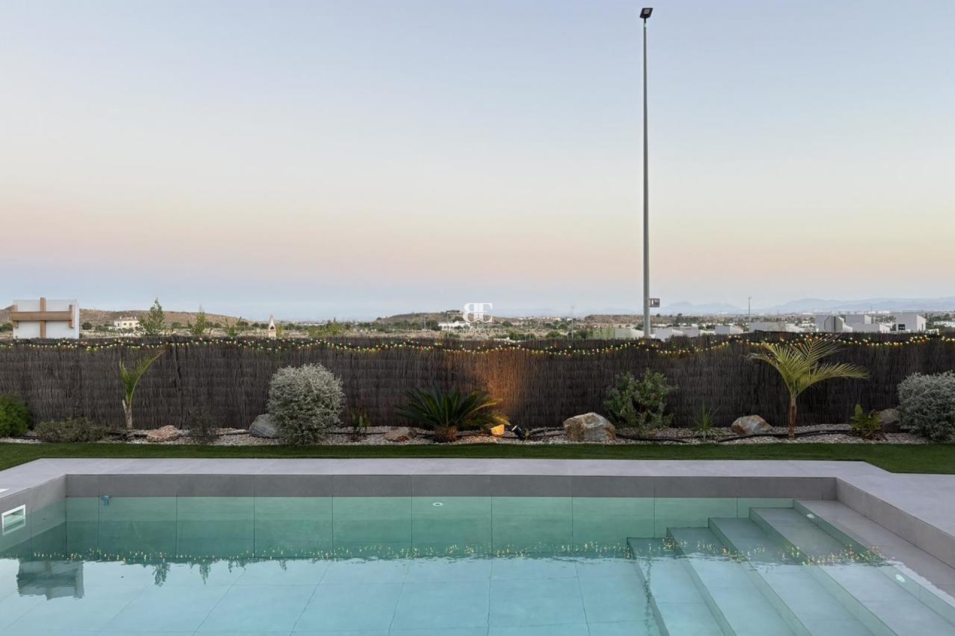 Resale - Villa -
Altaona Golf and Country Village - Altaona Golf - Country Village