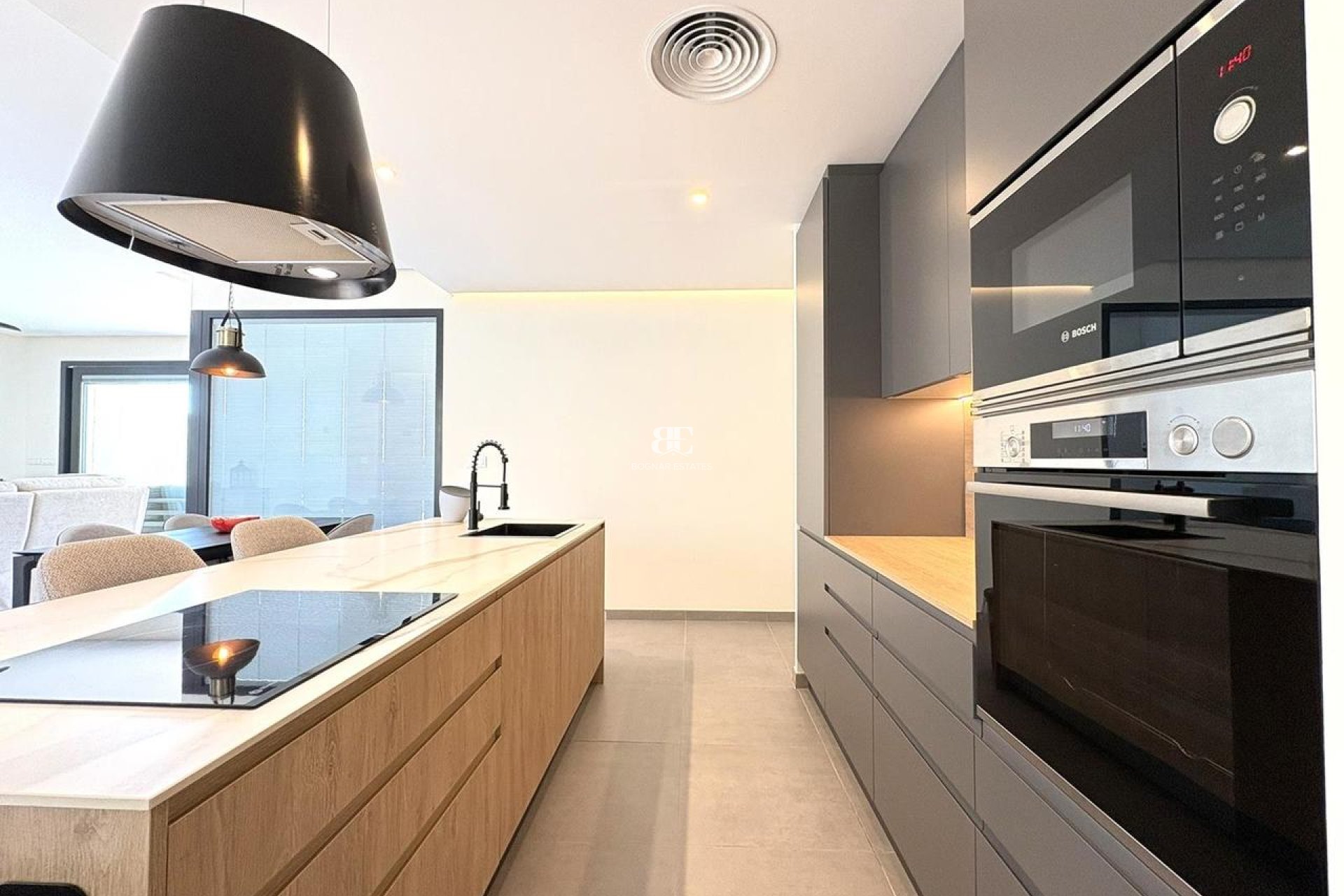 Resale - Villa -
Altaona Golf and Country Village - Altaona Golf - Country Village