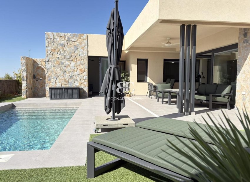 Resale - Villa -
Altaona Golf and Country Village - Altaona Golf - Country Village