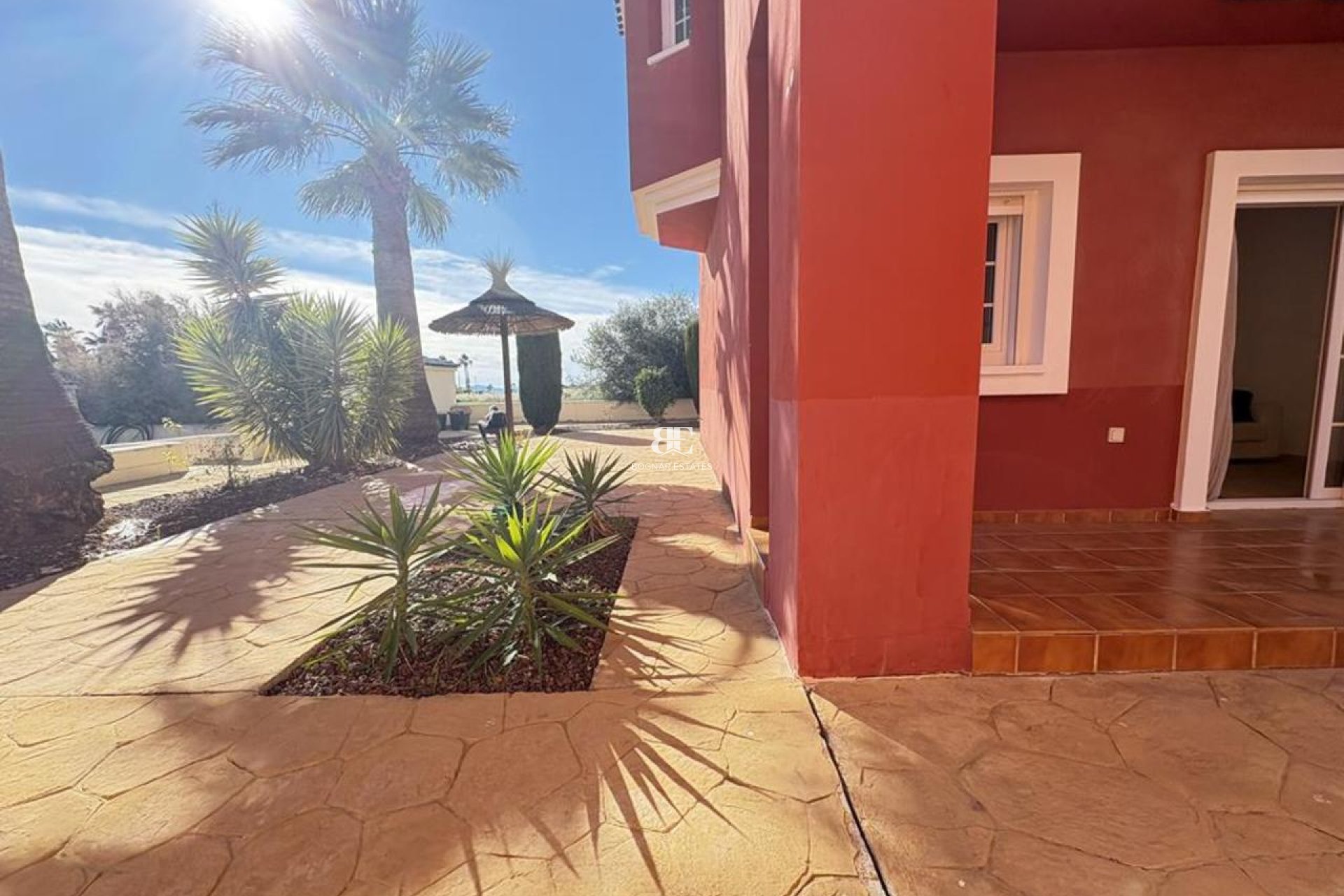 Resale - Villa -
Altaona Golf and Country Village - Altaona Golf - Country Village