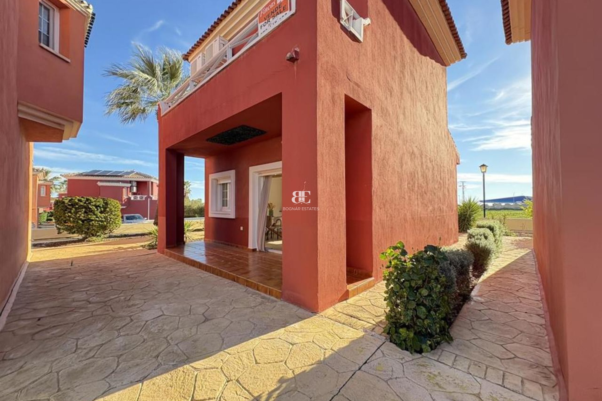 Resale - Villa -
Altaona Golf and Country Village - Altaona Golf - Country Village