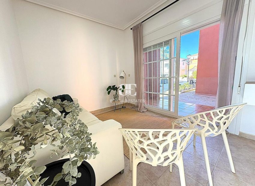 Resale - Villa -
Altaona Golf and Country Village - Altaona Golf - Country Village