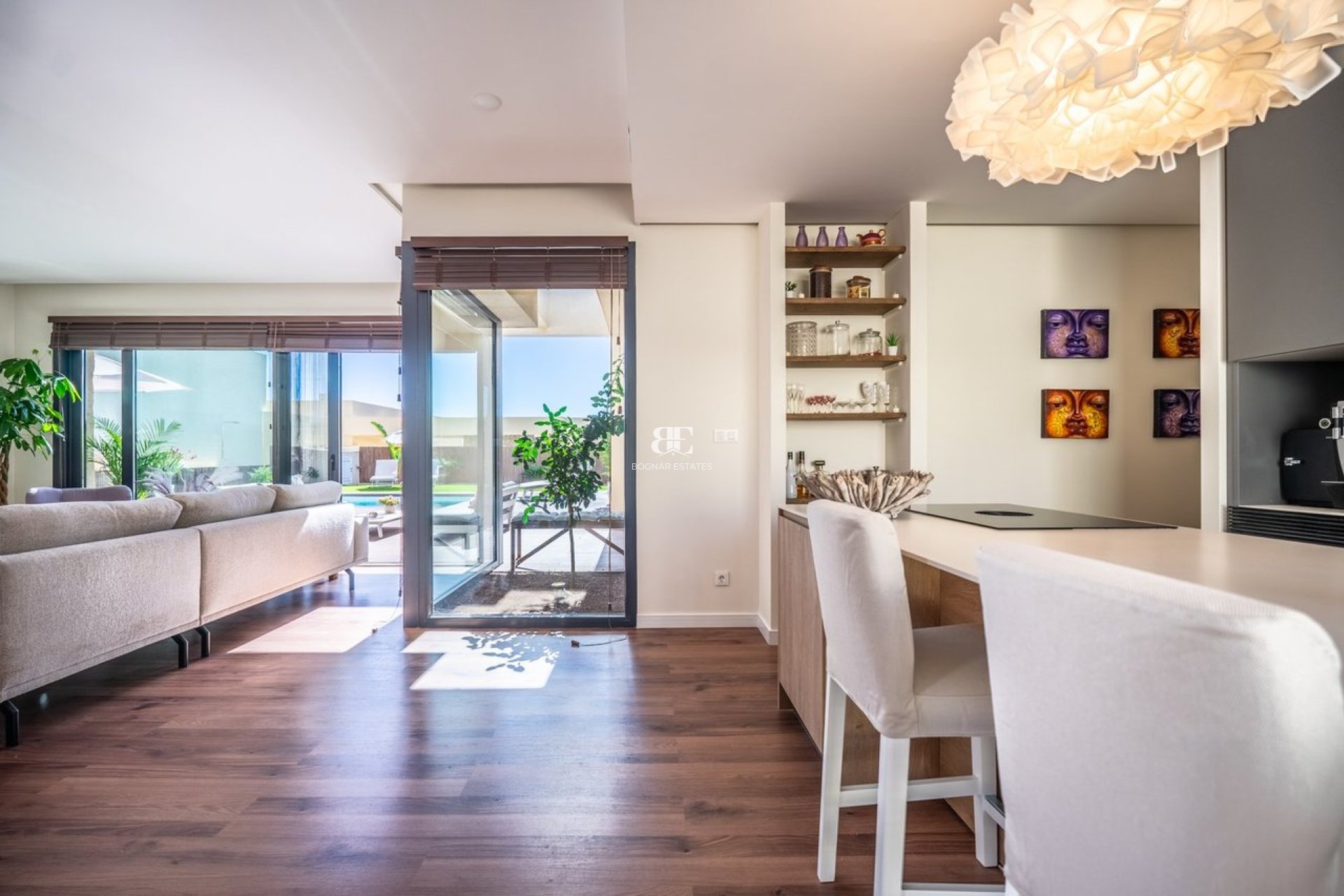 Resale - Villa -
Altaona Golf and Country Village - Altaona Golf - Country Village