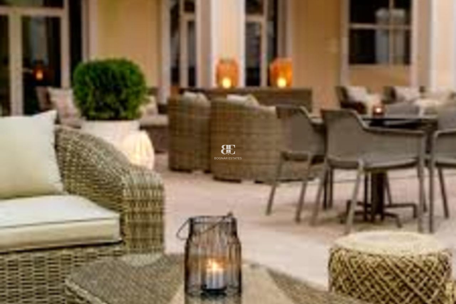 Resale - Villa -
Altaona Golf and Country Village - Altaona Golf - Country Village