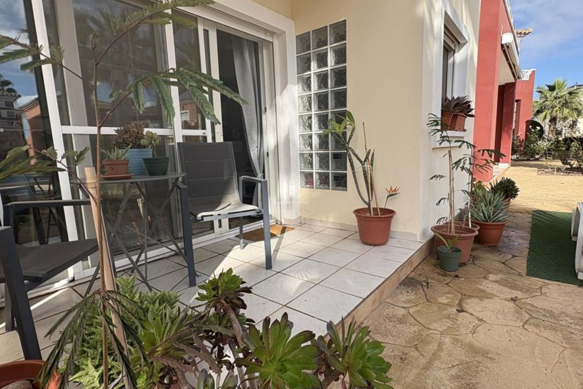 Resale - Villa -
Altaona Golf and Country Village - Altaona Golf - Country Village