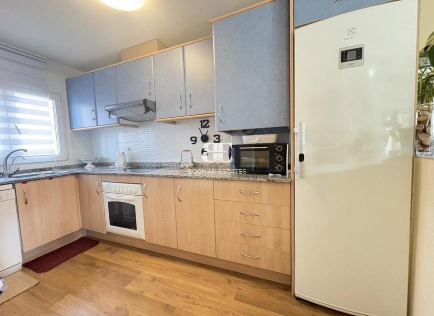 Resale - Villa -
Altaona Golf and Country Village - Altaona Golf - Country Village