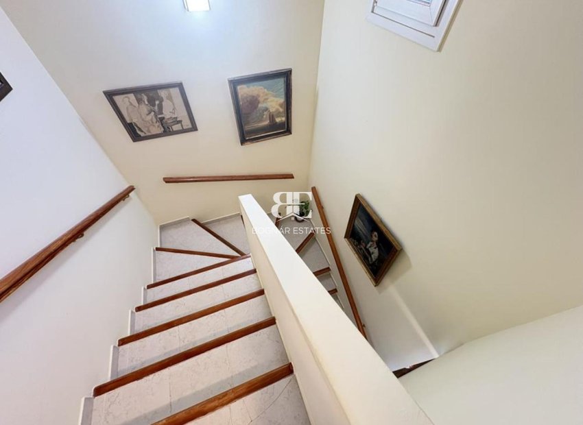 Resale - Villa -
Altaona Golf and Country Village - Altaona Golf - Country Village