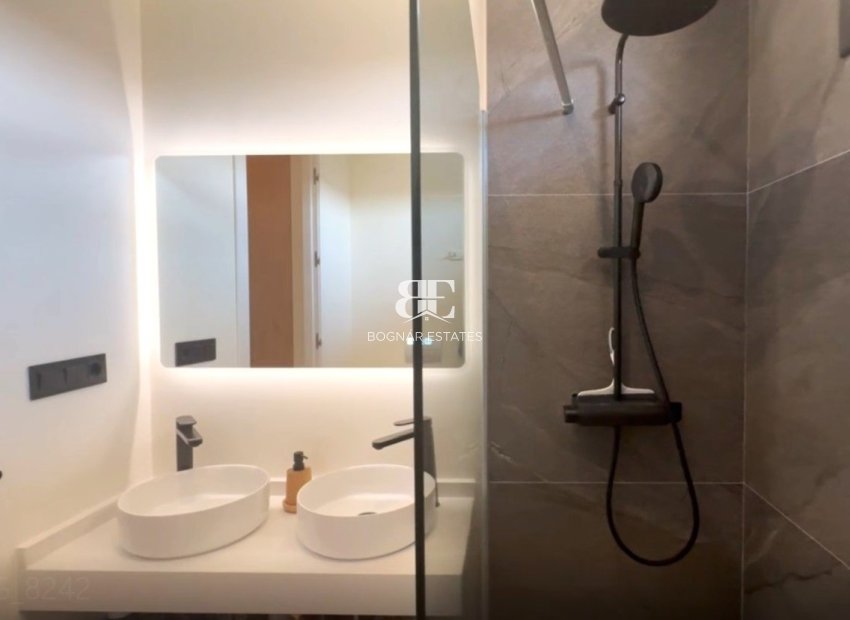 Resale - Villa -
Altaona Golf and Country Village - Altaona Golf - Country Village