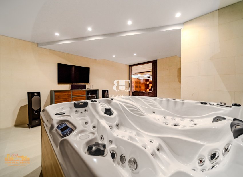 Resale - Villa -
Altea - Altea Hills