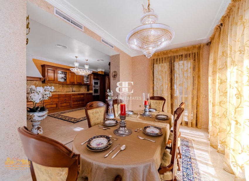 Resale - Villa -
Altea - Altea Hills