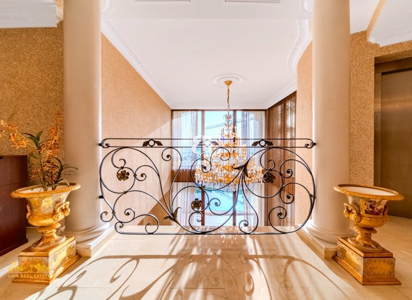 Resale - Villa -
Altea - Altea Hills