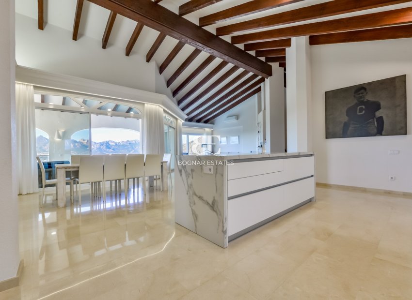 Resale - Villa -
Altea - Sierra de Altea