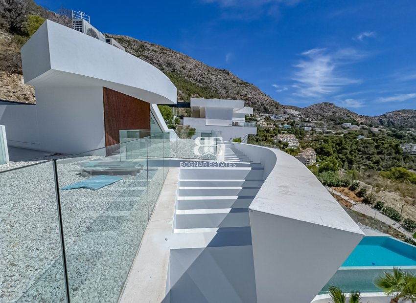Resale - Villa -
Altea