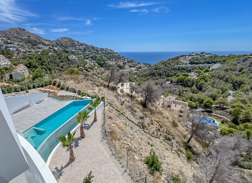 Resale - Villa -
Altea