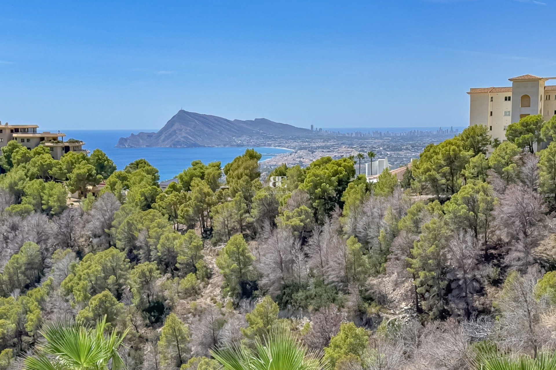 Resale - Villa -
Altea