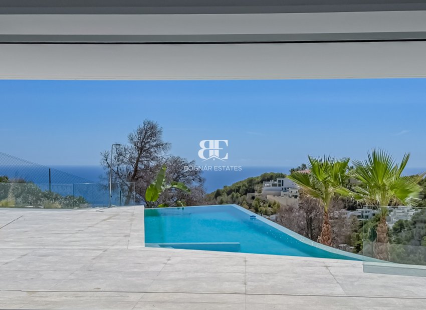 Resale - Villa -
Altea