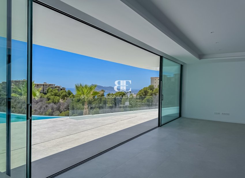 Resale - Villa -
Altea