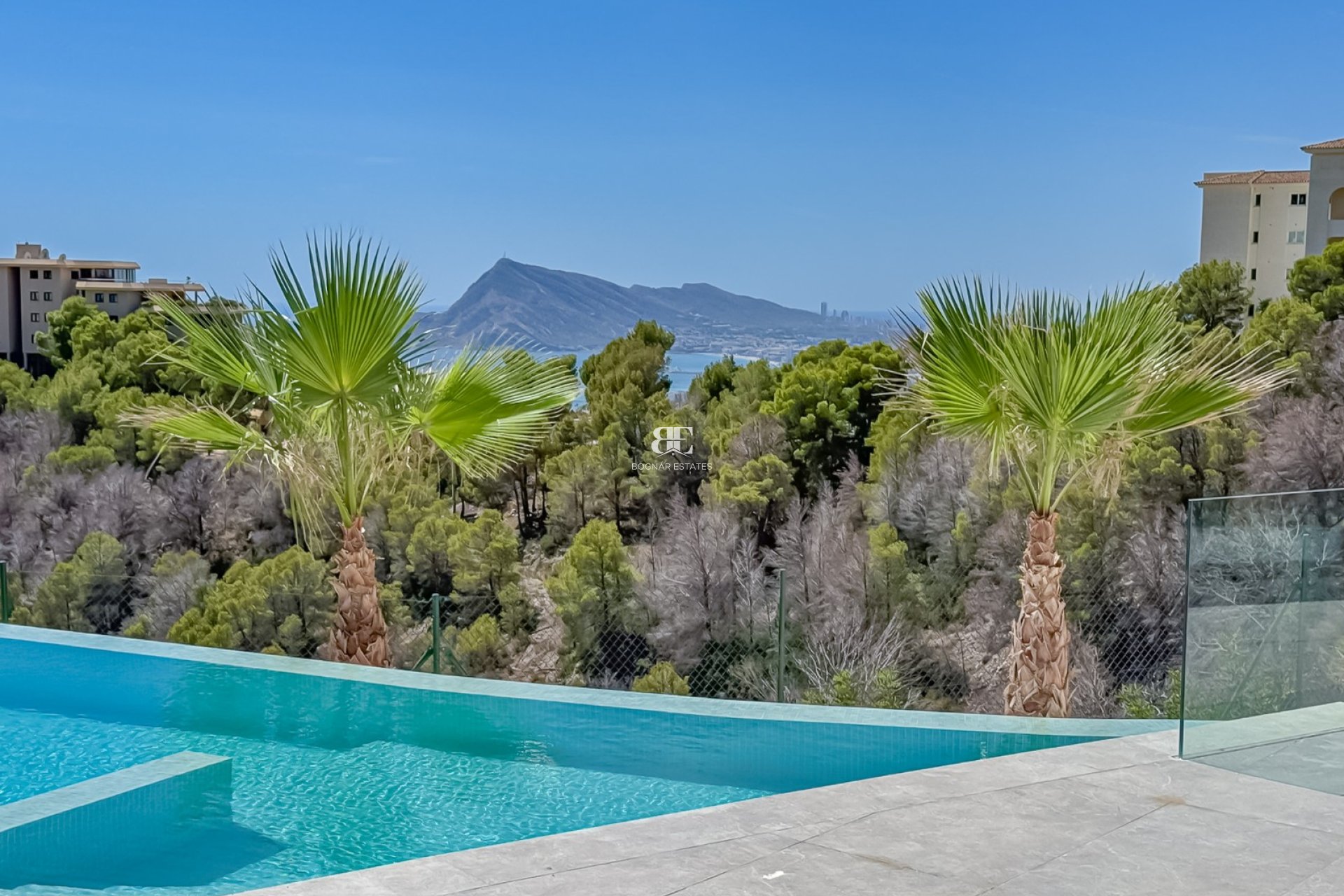 Resale - Villa -
Altea