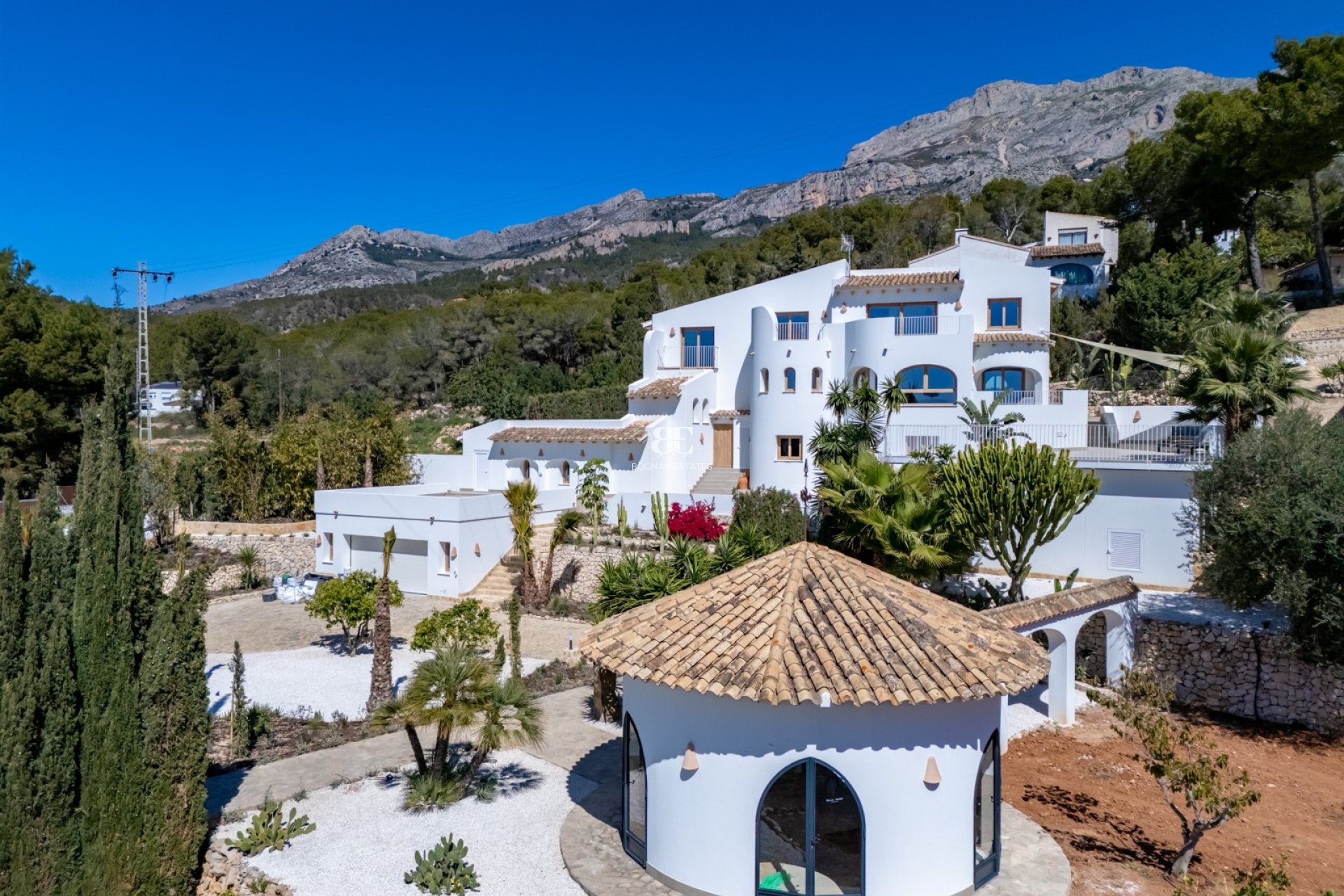 Resale - Villa -
Altea