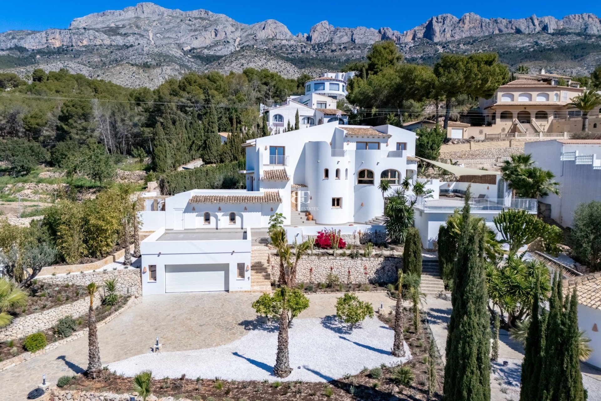 Resale - Villa -
Altea