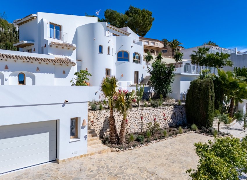 Resale - Villa -
Altea