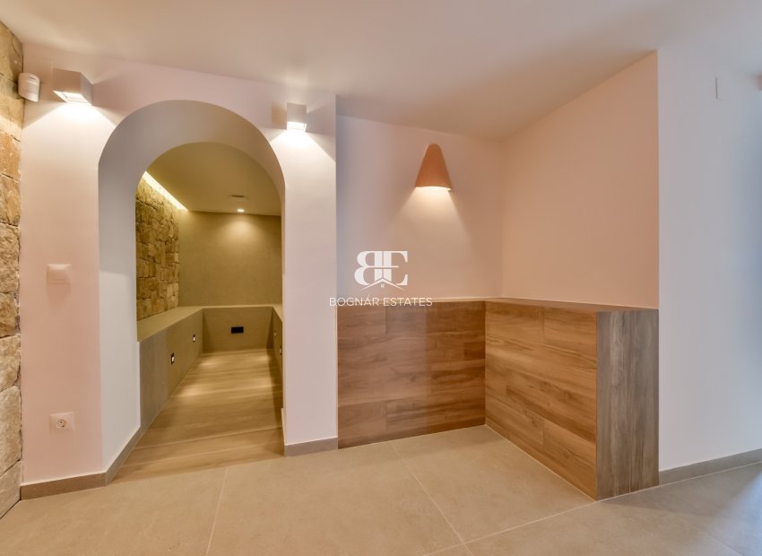 Resale - Villa -
Altea