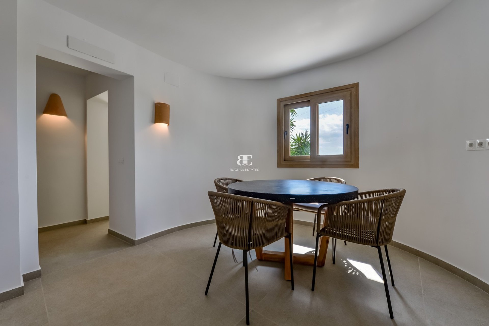Resale - Villa -
Altea