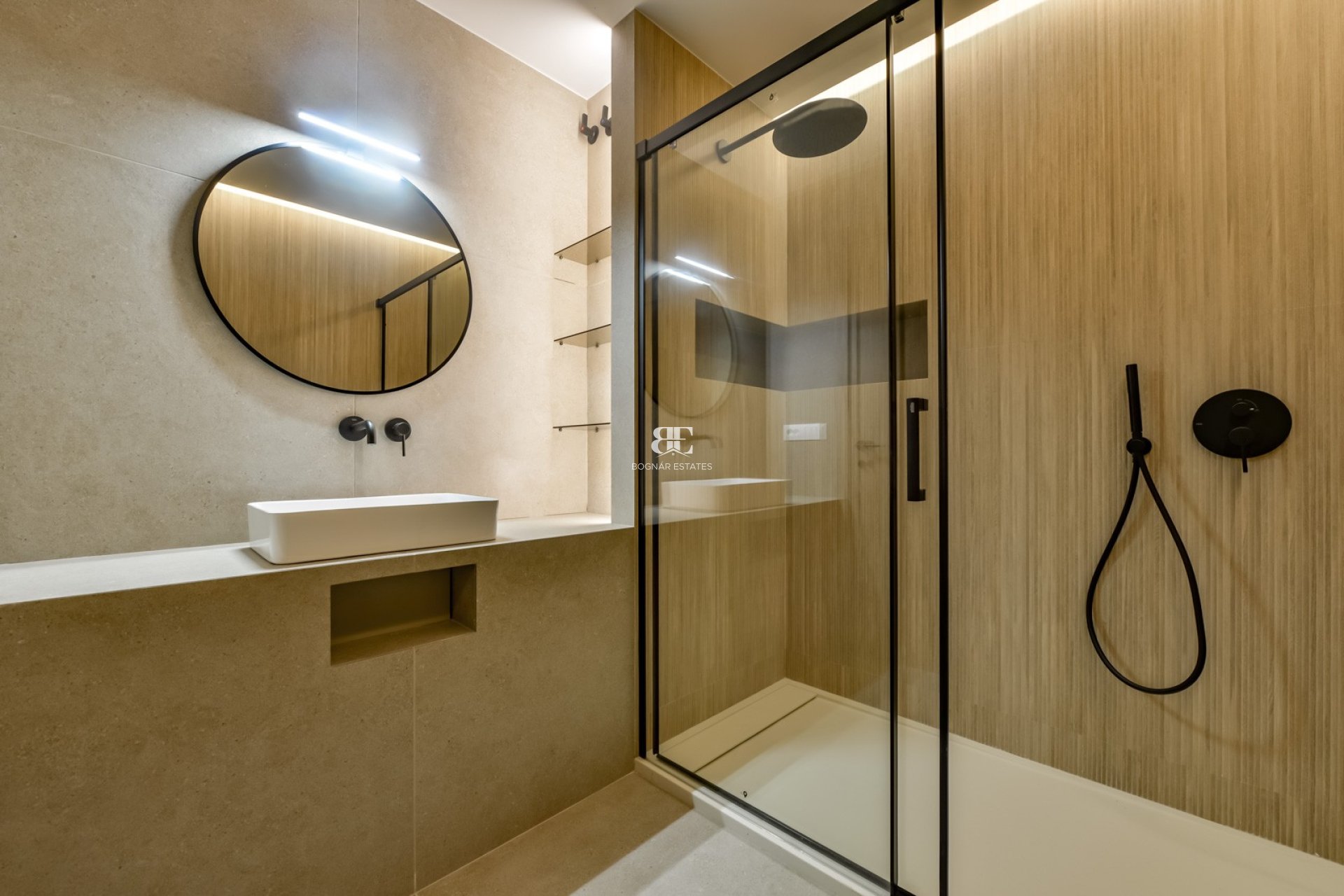 Resale - Villa -
Altea