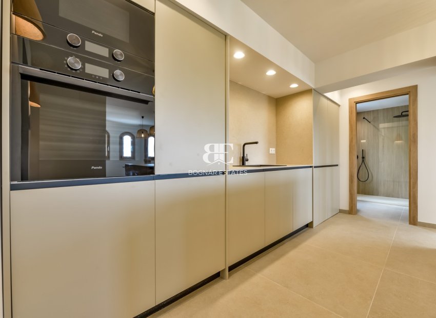 Resale - Villa -
Altea