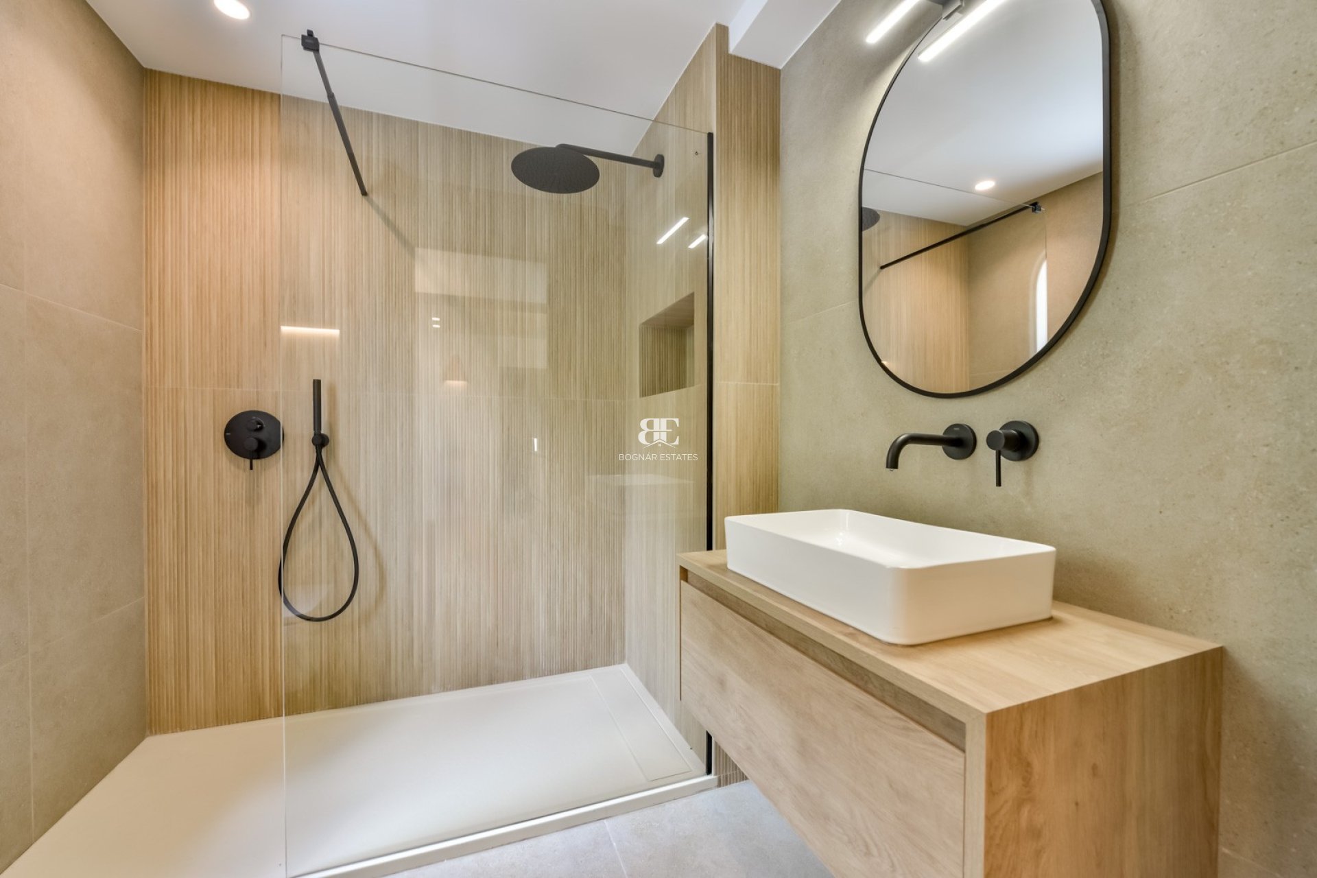 Resale - Villa -
Altea