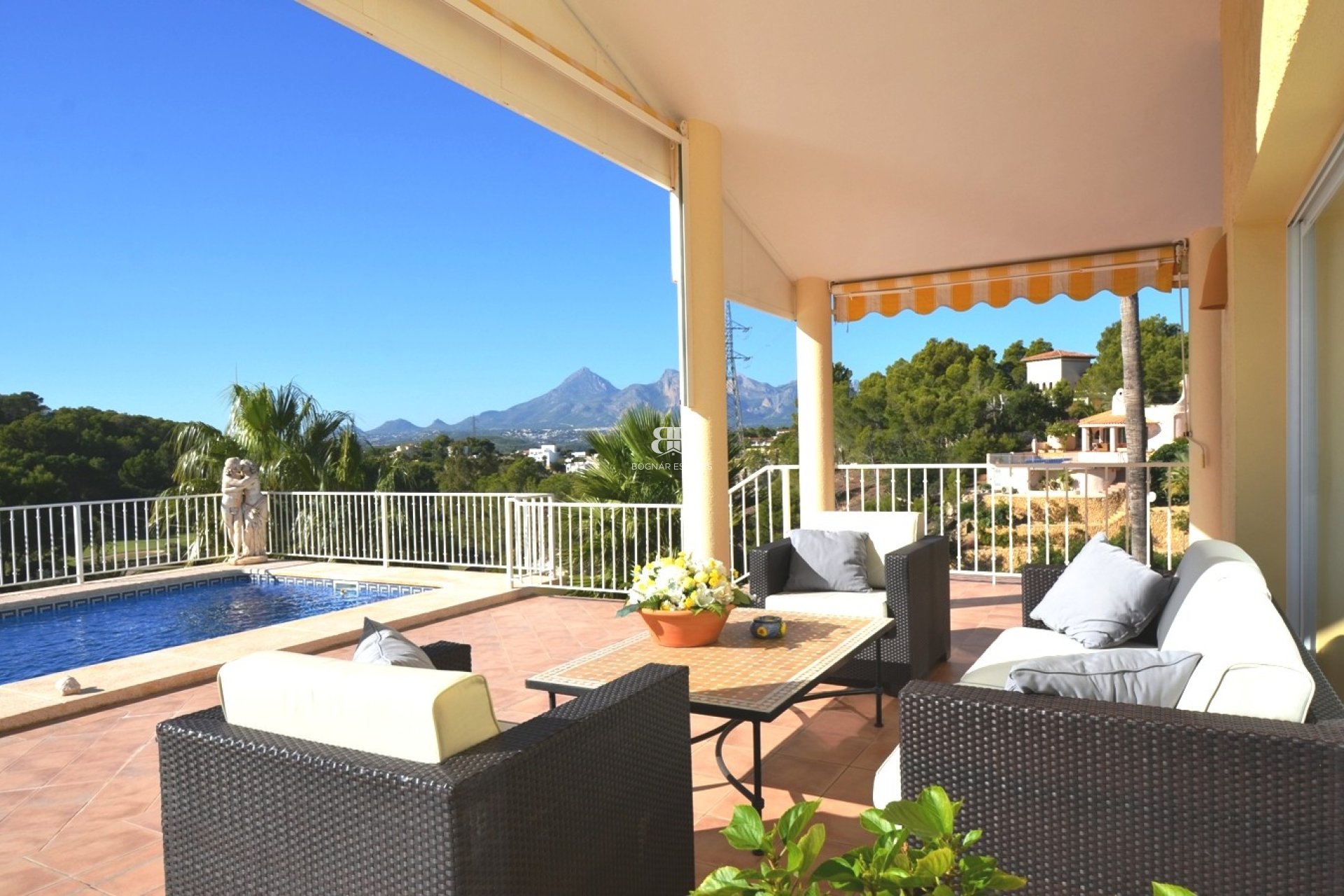 Resale - Villa -
Altea