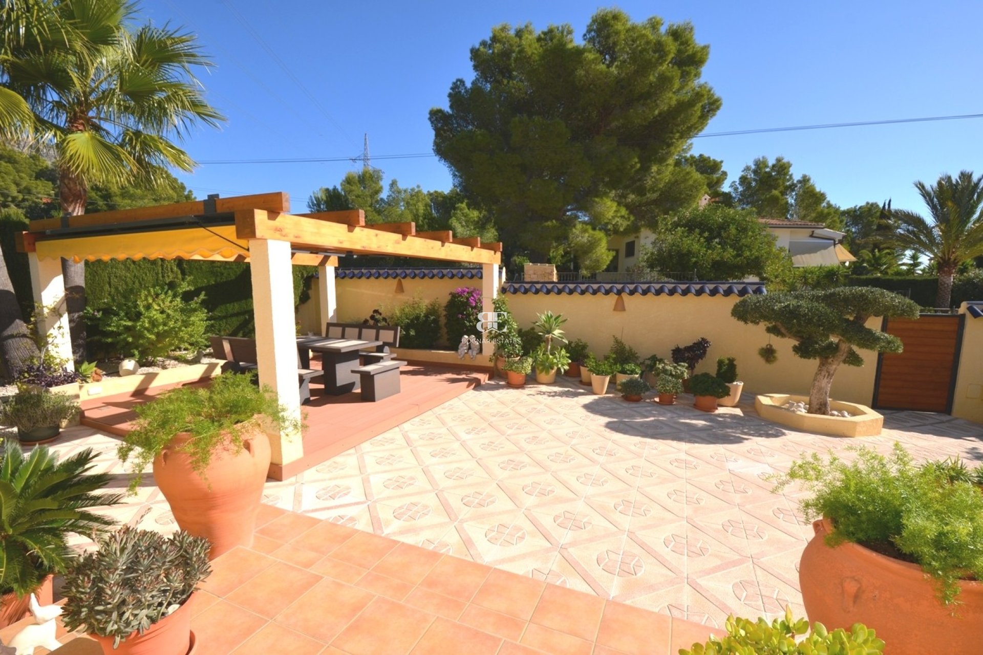 Resale - Villa -
Altea
