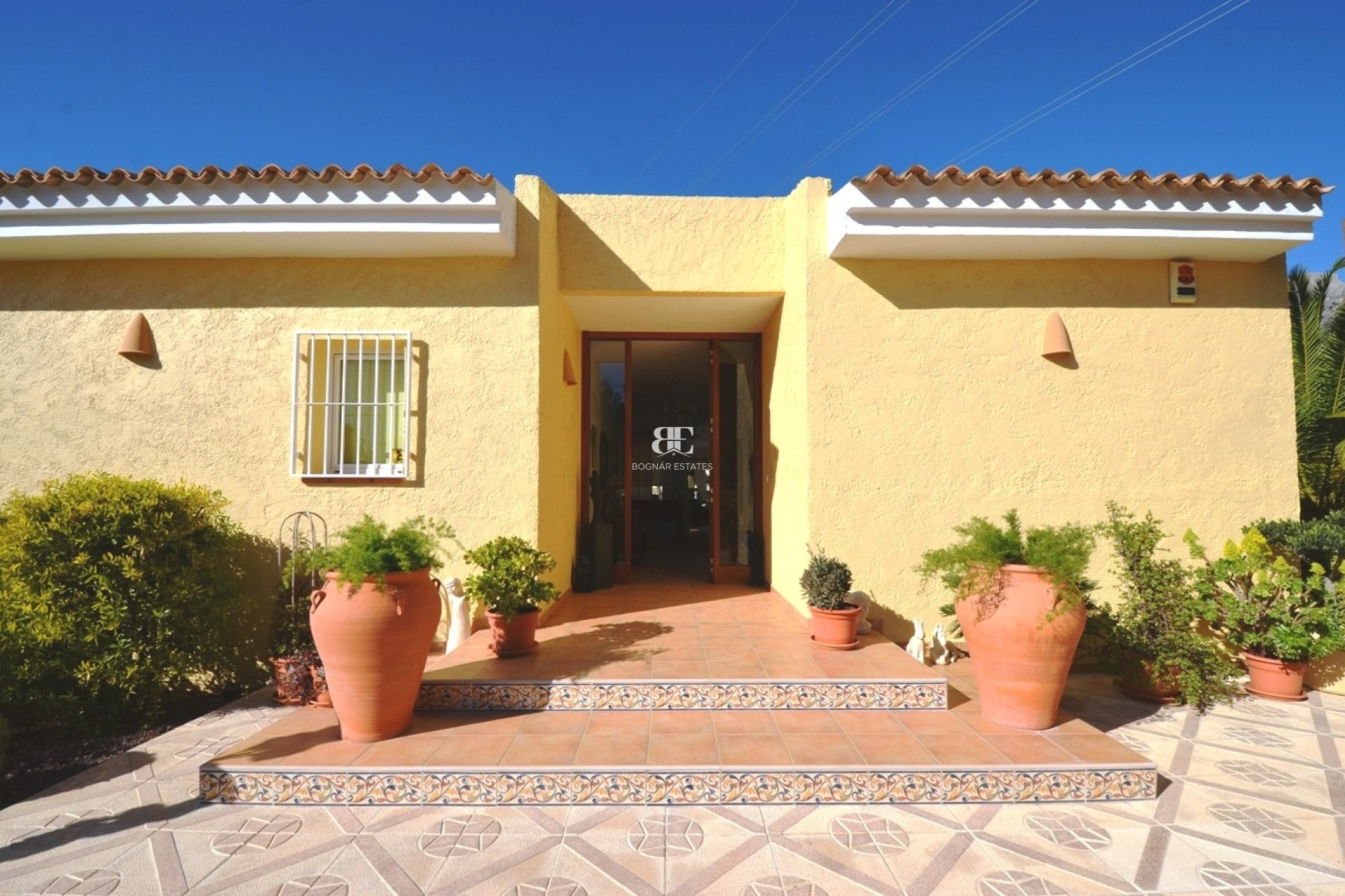 Resale - Villa -
Altea