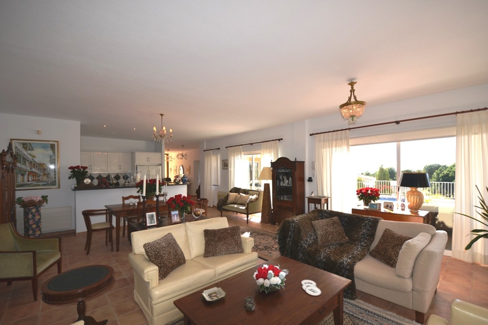 Resale - Villa -
Altea